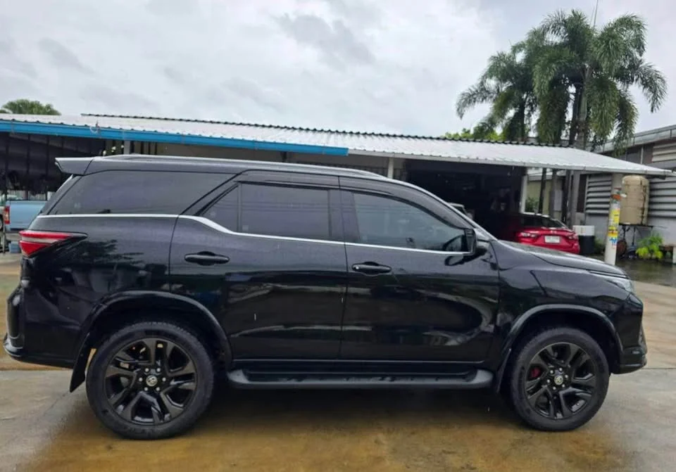 2021 Toyota Fortuner II 2