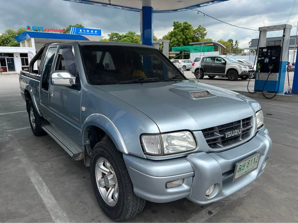 2002 Isuzu Faster Dragon Eyes III 2