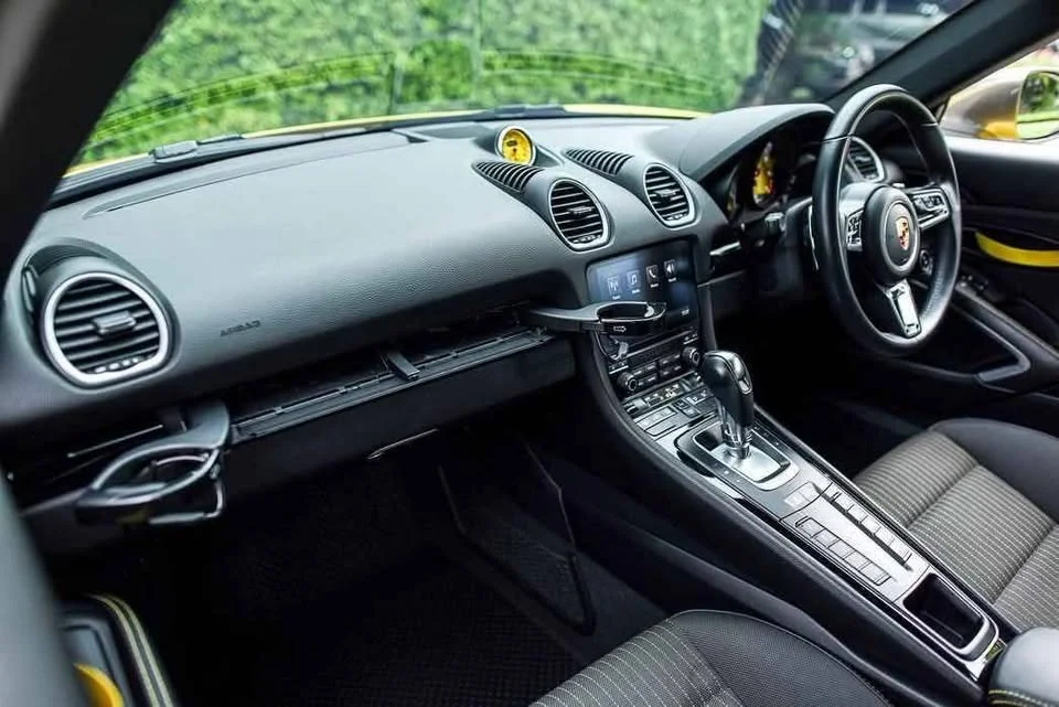 2023 Porsche 718 Boxster and Cayman IV 3