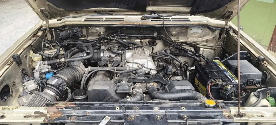 1997 Mitsubishi Pajero II 2