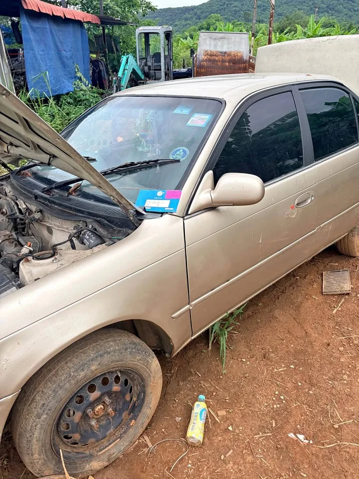 1993 Toyota Corolla Altis VII (E100) 3