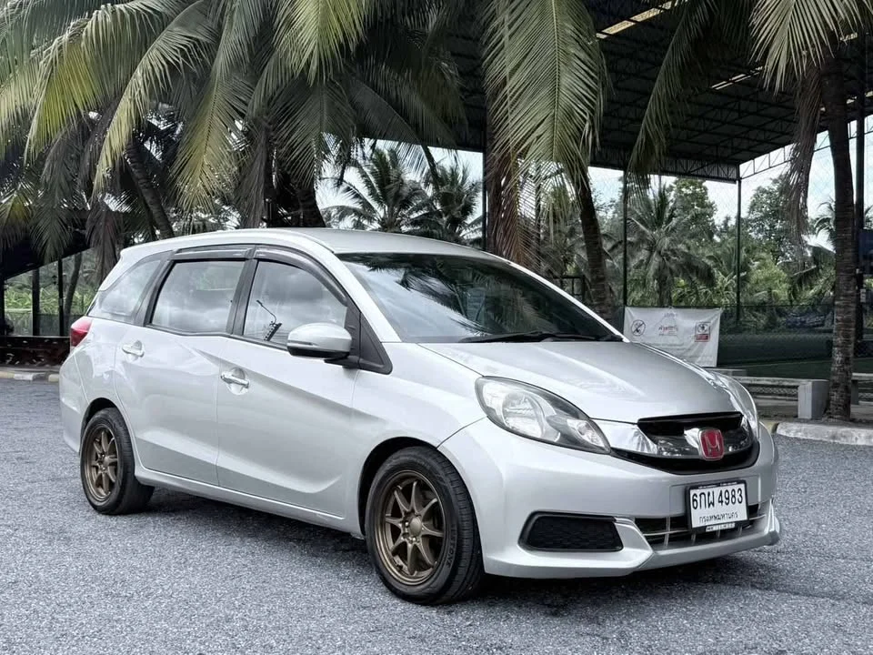 2014 Honda Mobilio II 3