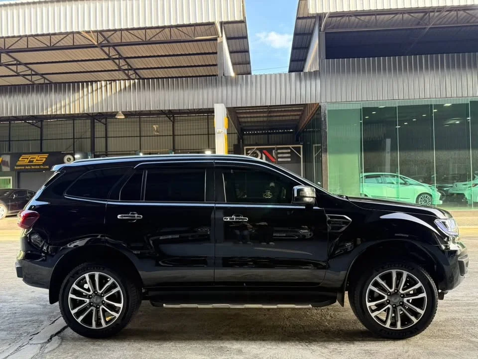 2021 Ford Everest II 3