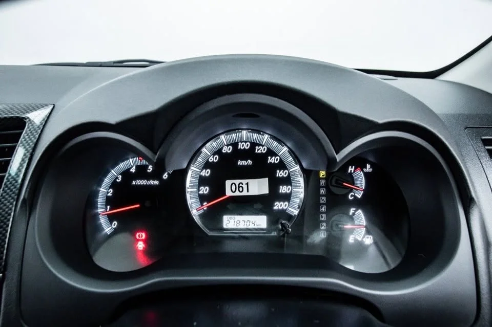 2014 Toyota Fortuner I 3