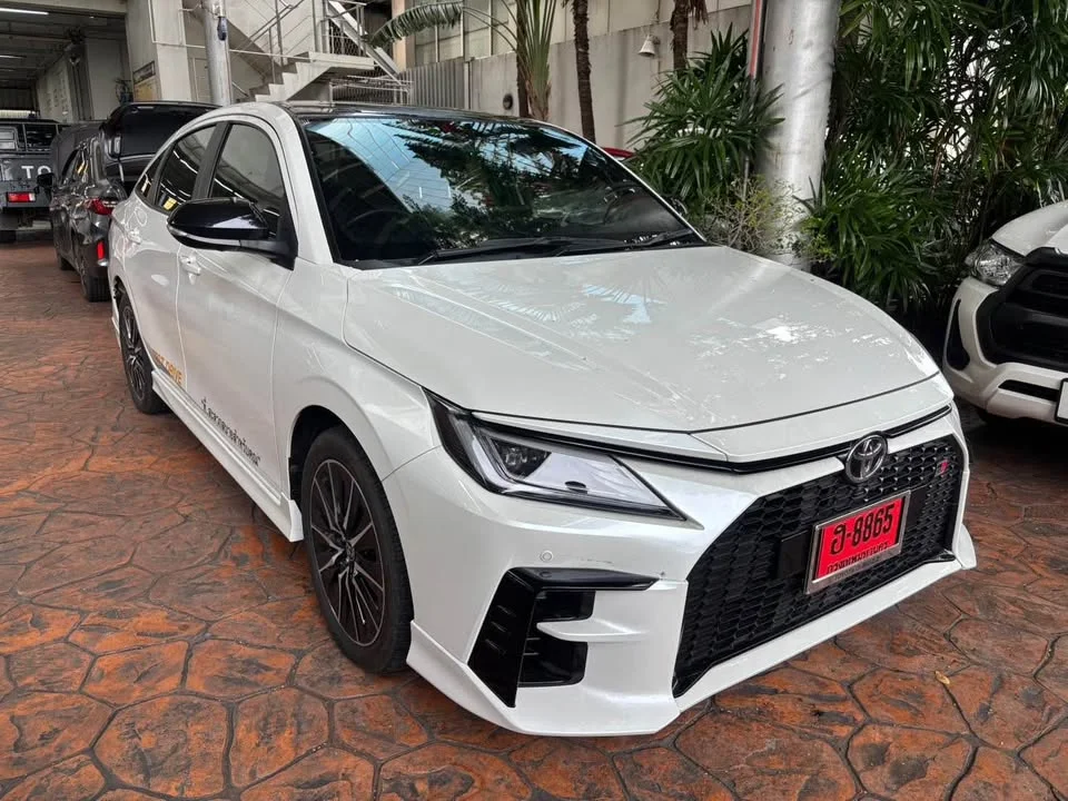 2026 Toyota Yaris ATIV IV 3