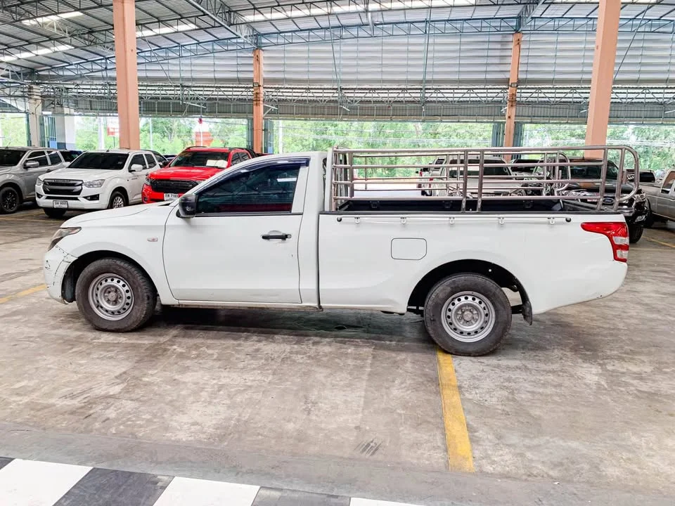 2018 Mitsubishi Triton V 2