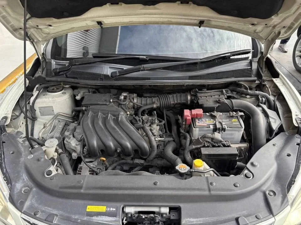 2012 Nissan Sylphy III (B17) 3