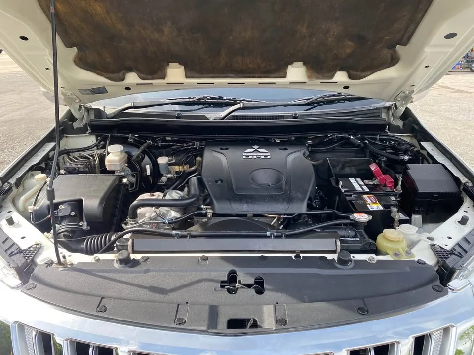 2016 Mitsubishi Triton V 2