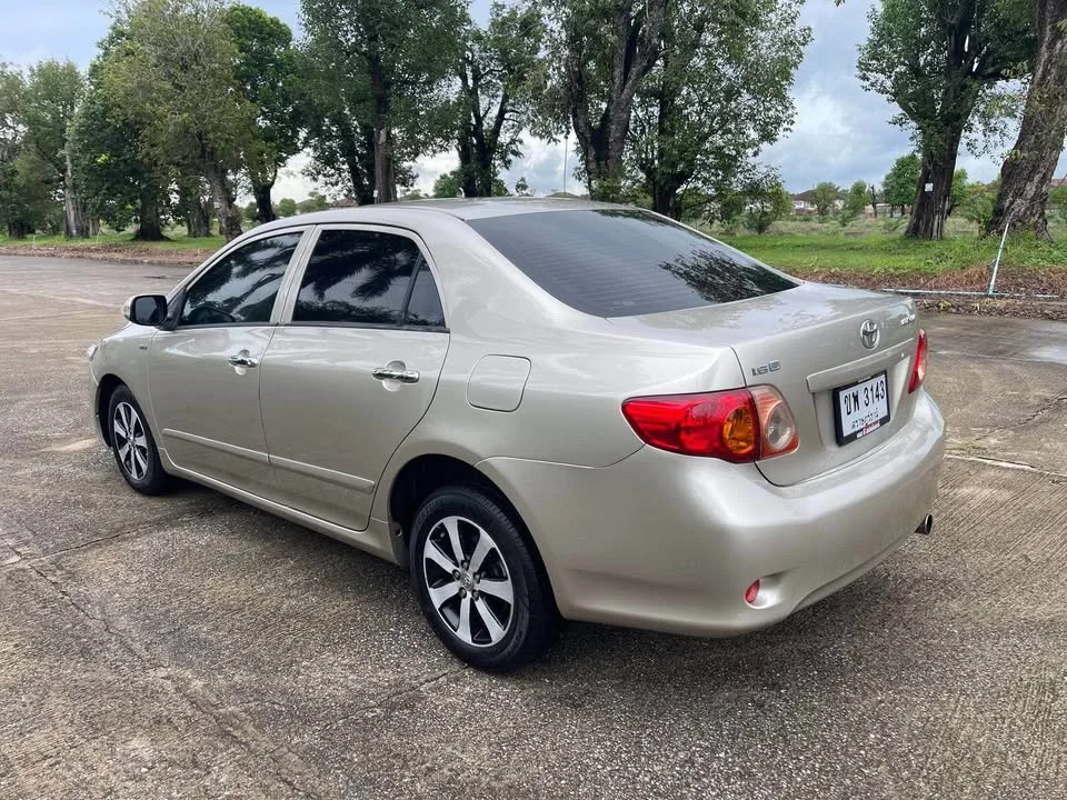 2008 Toyota Corolla Altis X (E140) 3