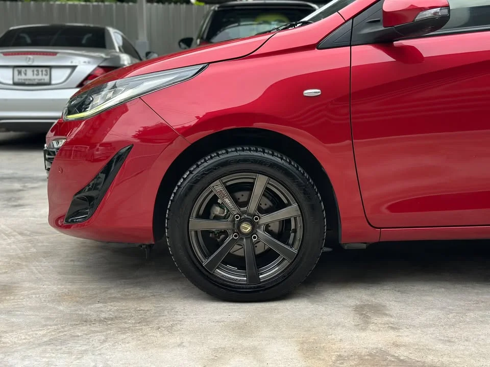 2019 Toyota Yaris III 2