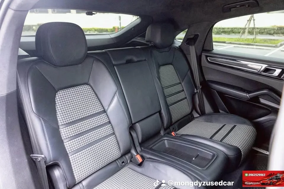 2020 Porsche Cayenne III 2