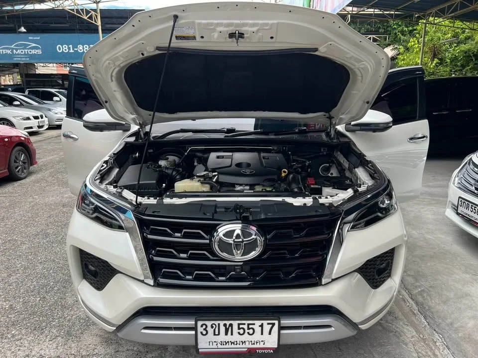 2022 Toyota Fortuner II 2