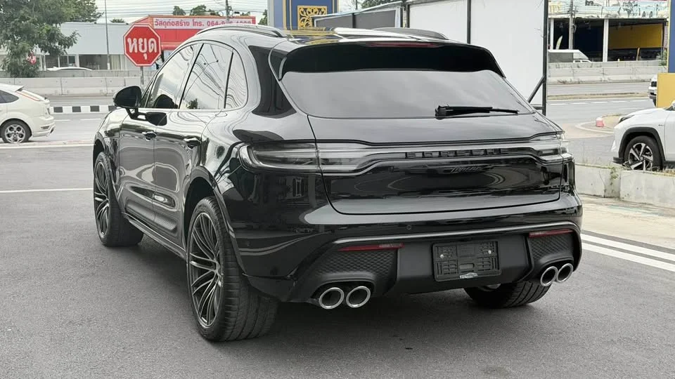 2024 Porsche Macan I 2