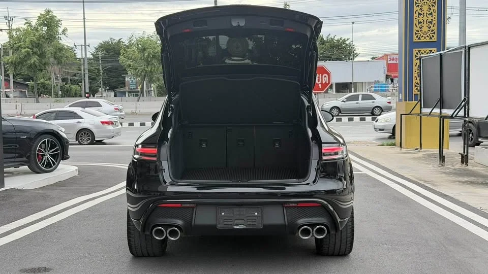 2024 Porsche Macan I 3