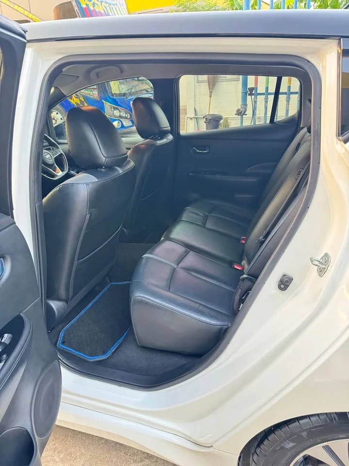 2022 Nissan Leaf II 3