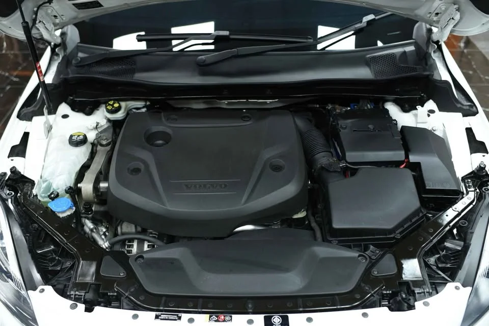 2016 Volvo V40 II 2