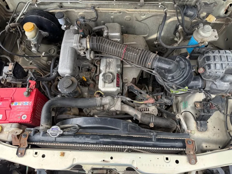 2004 Nissan Frontier I 2