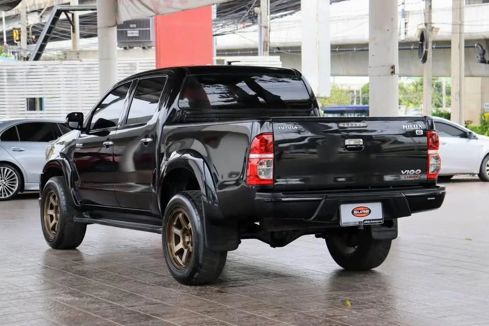 2013 Toyota Hilux VII 2
