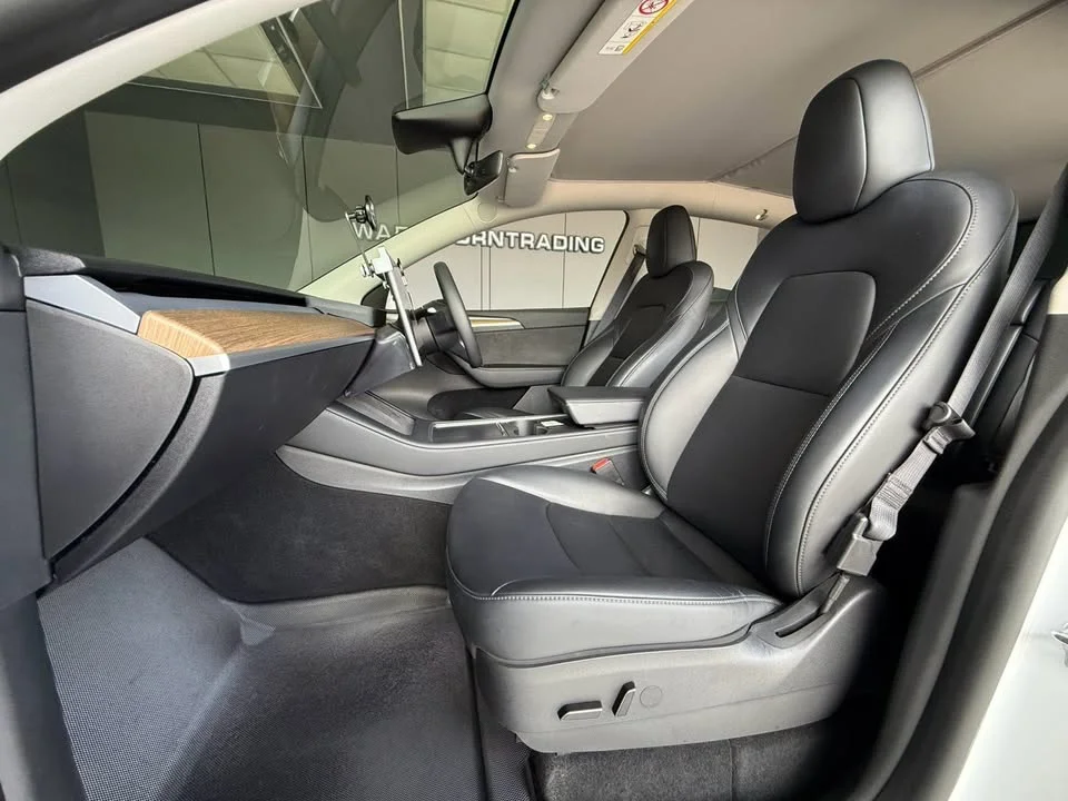 2023 Tesla Model Y 2