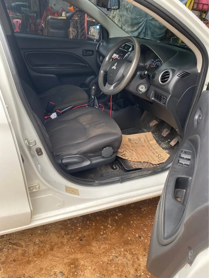 2014 Mitsubishi Attrage VI 2