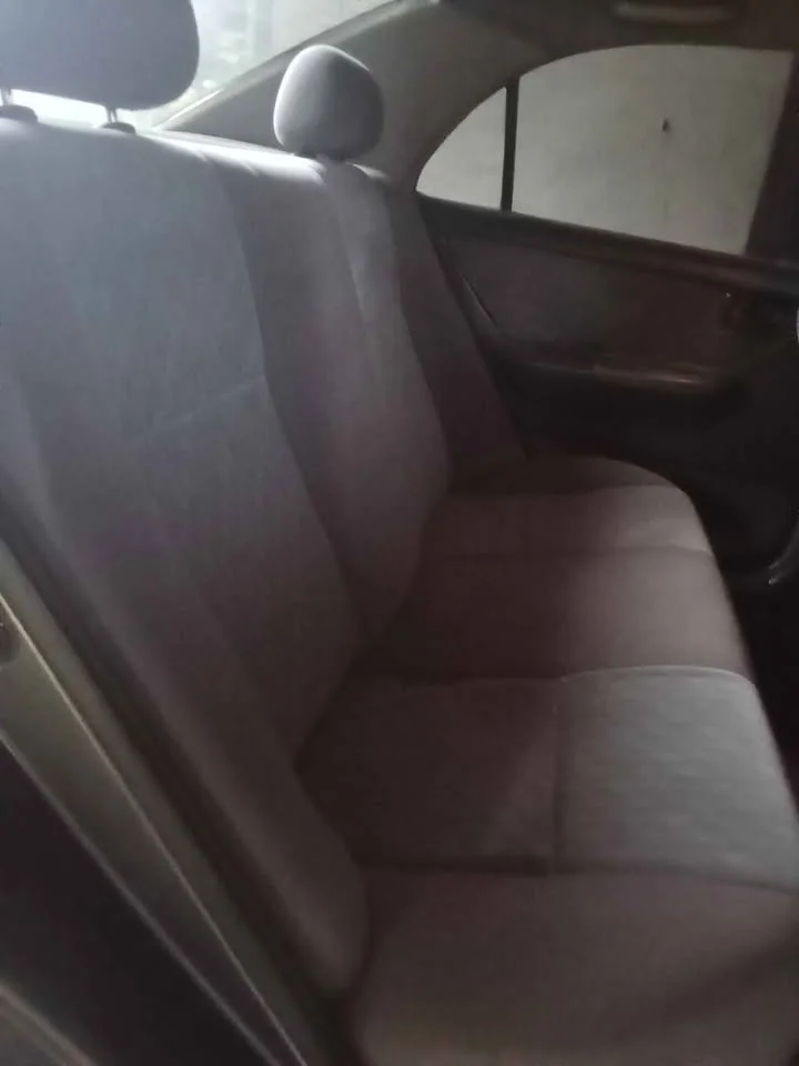 2004 Toyota Corolla Altis IX (E120) 3