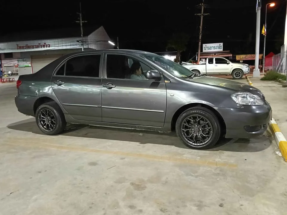 2004 Toyota Corolla Altis IX (E120) 2