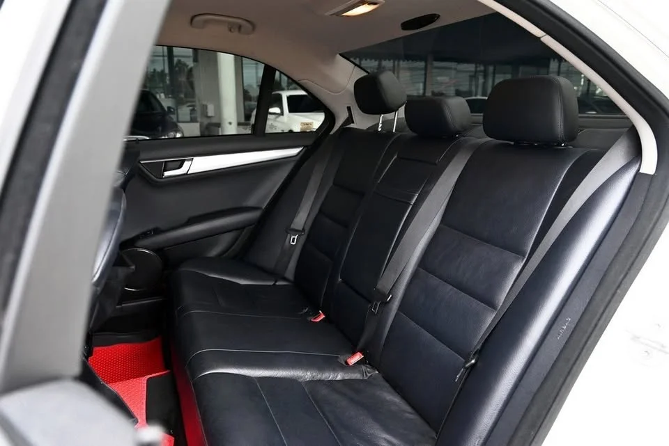 2010 Benz C-Class W204 3