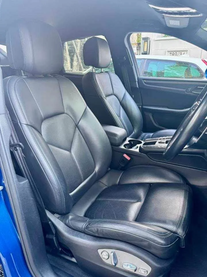 2019 Porsche Macan I 2