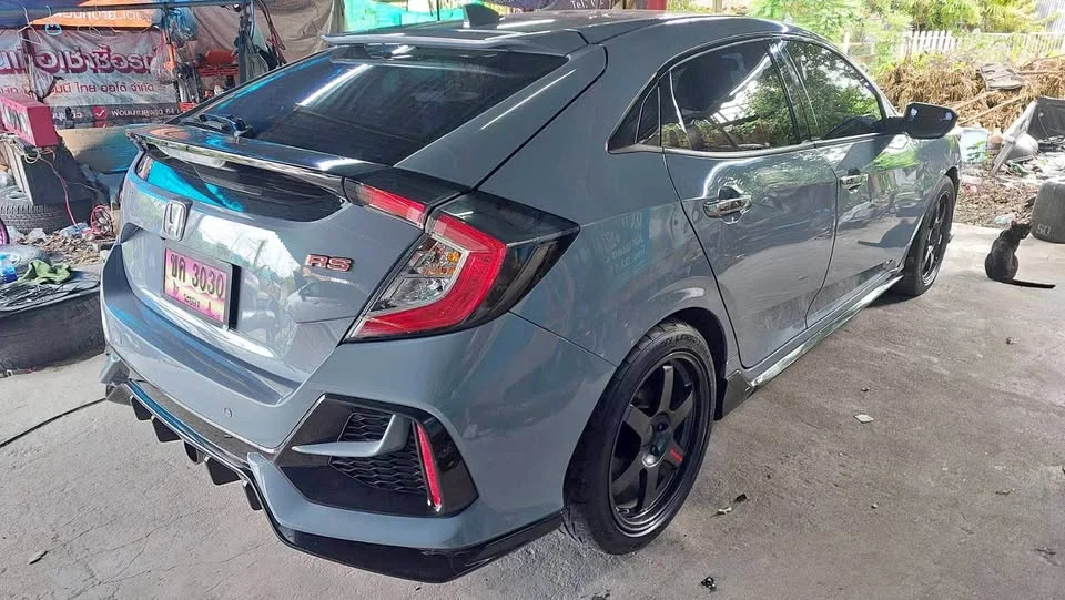2021 Honda Civic X 2