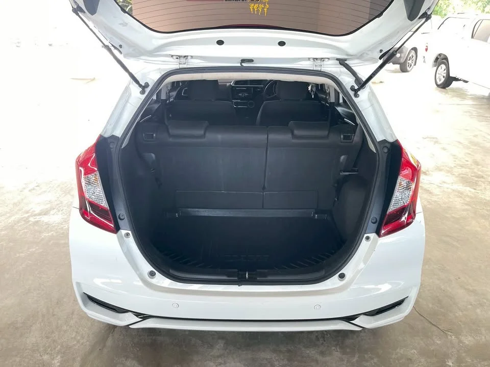 2020 Honda Jazz III 3