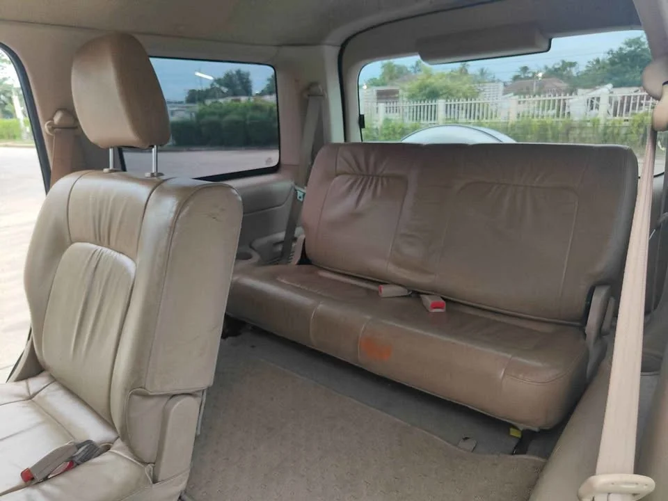 2010 Ford Everest I 3