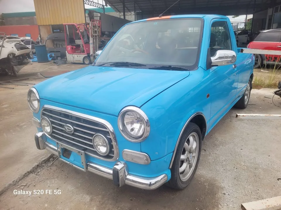 1992 Daihatsu Mira Gino L700 2