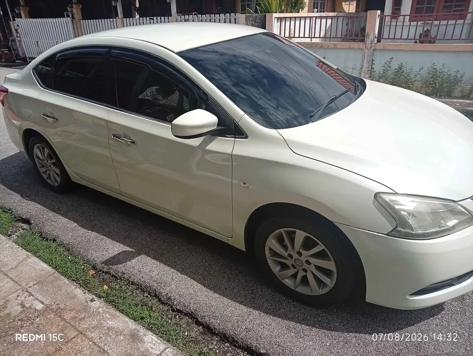 2013 Nissan Sylphy III (B17) 3