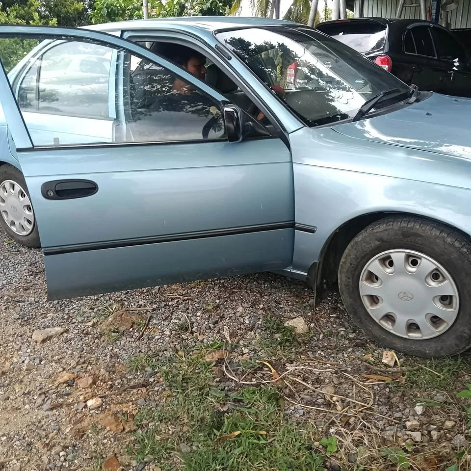 2001 Toyota Corolla Altis VII (E100) 3