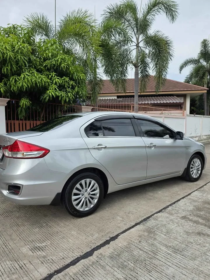 2015 Suzuki Ciaz 2