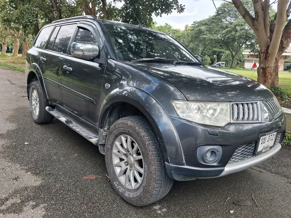 2013 Mitsubishi Pajero Sport II 2