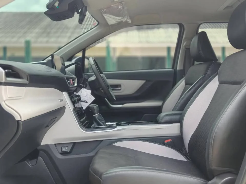 2023 Toyota Veloz III 3