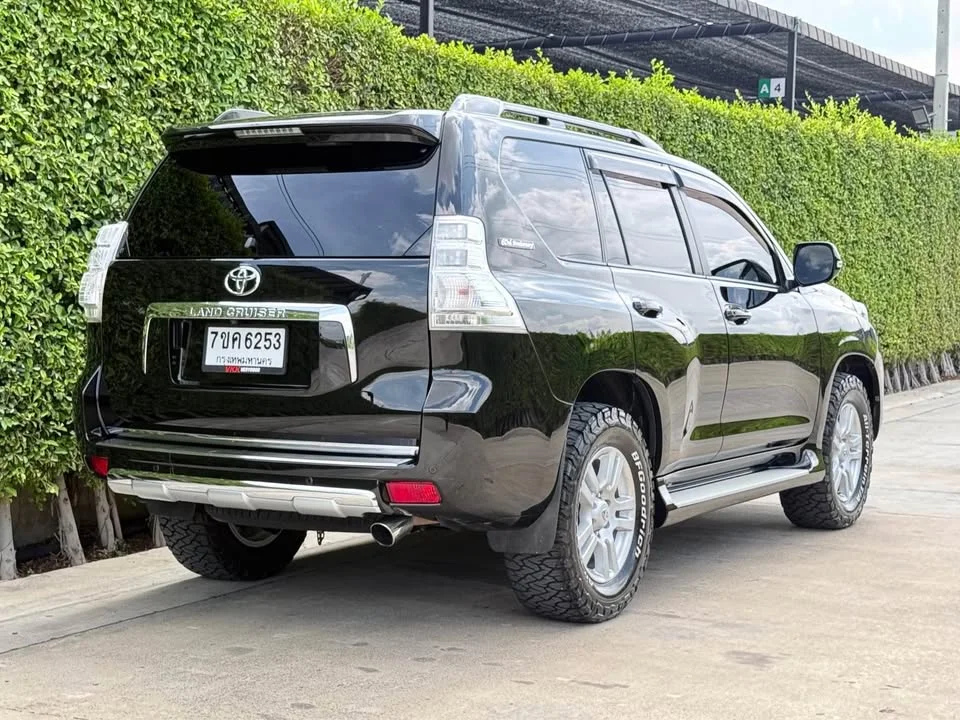 2011 Toyota Land Cruiser Prado J150 3