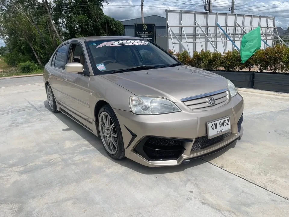 2002 Honda Civic VII 3