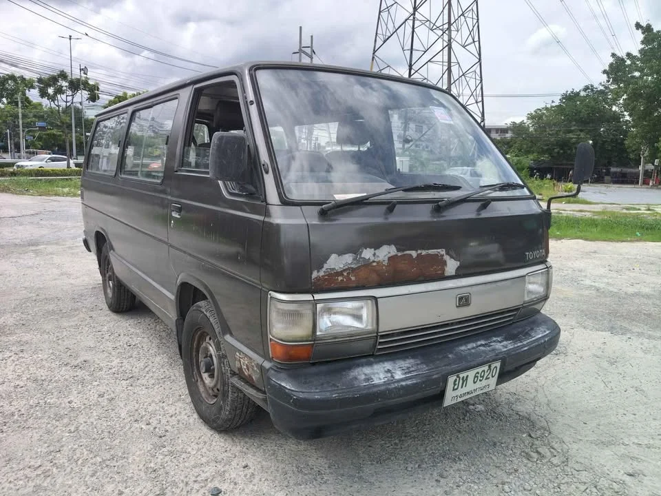 1998 Toyota Commuter IV (H100) 3