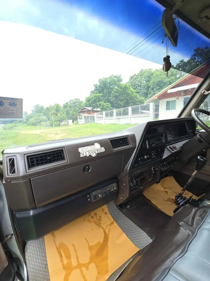 1986 Nissan Urvan IV (E24) 2