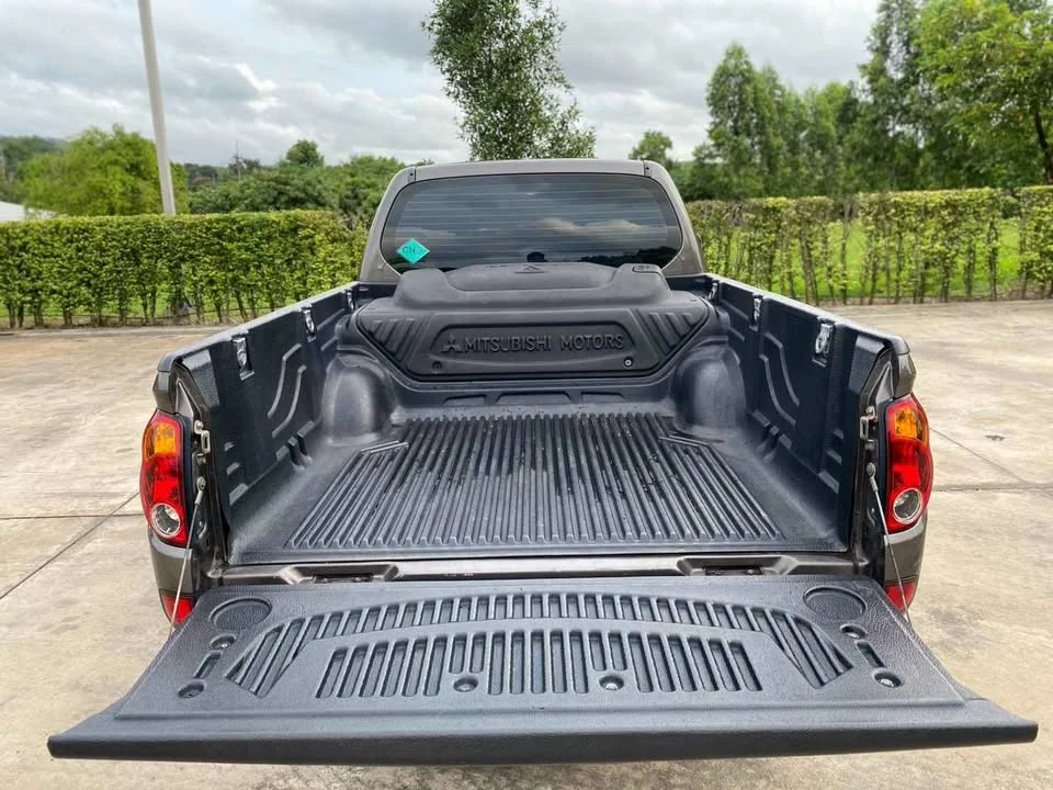 2012 Mitsubishi Triton IV 2