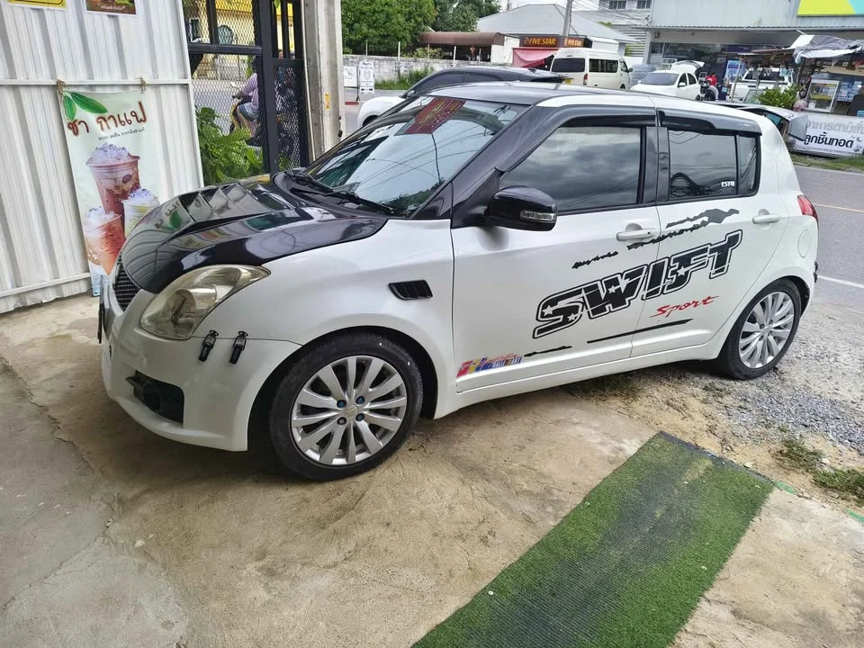 2012 Suzuki Swift I 2