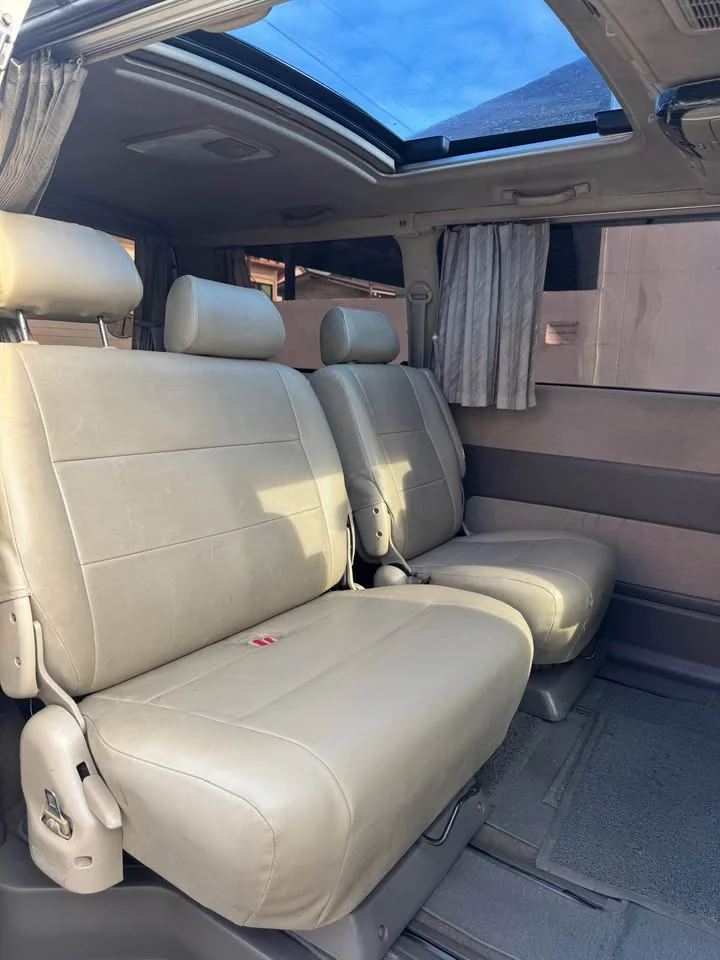 2001 Toyota Granvia H100 2