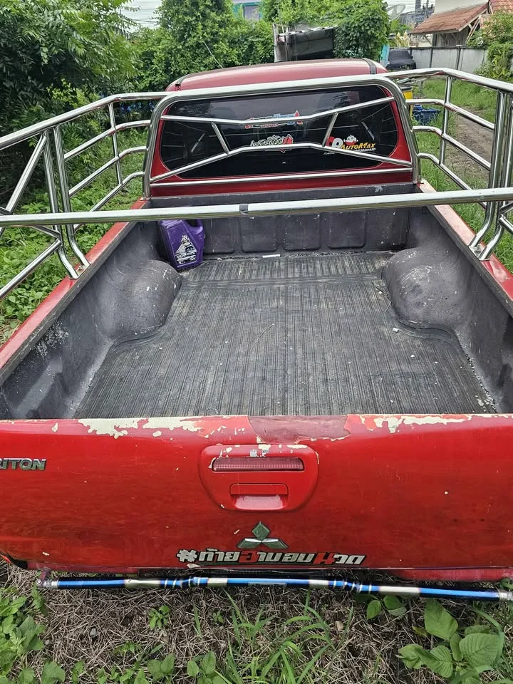 2006 Mitsubishi Triton IV 2