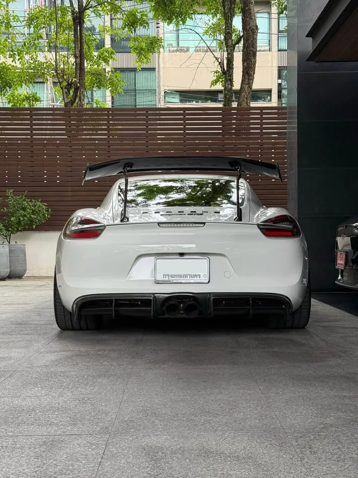 2015 Porsche Boxster and Cayman III 2