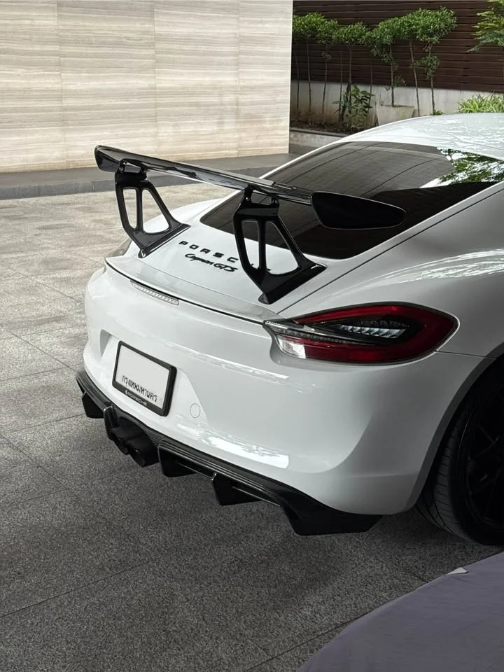 2015 Porsche Boxster and Cayman III 3