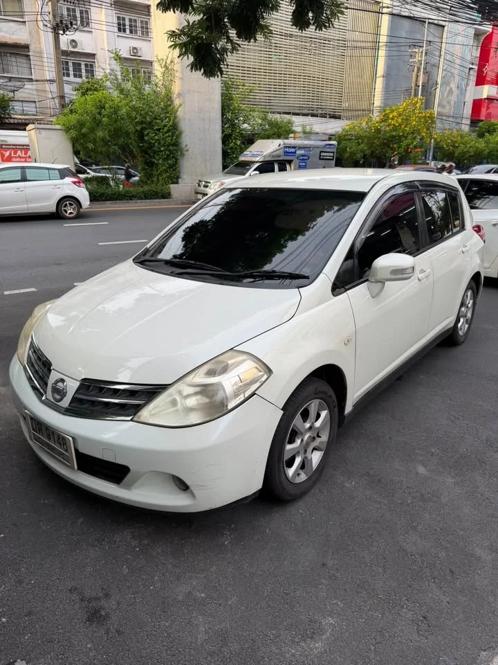 2010 Nissan Tiida I (C11) 3