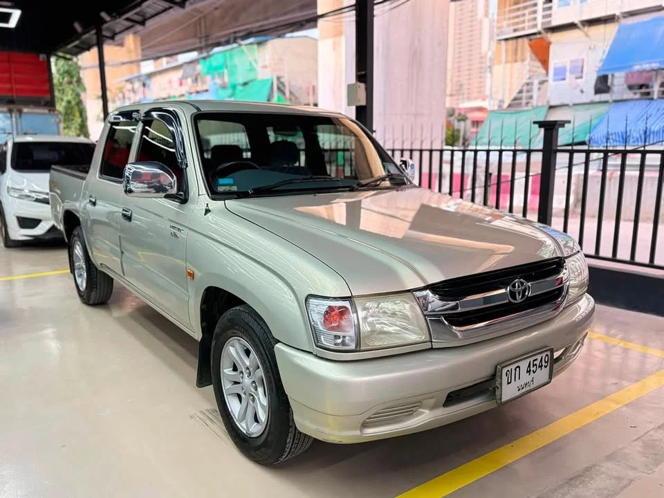 2002 Toyota Hilux Tiger VI 2