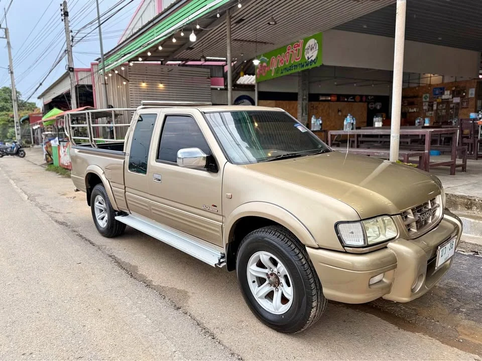 2001 Isuzu Faster Dragon Eyes III 2